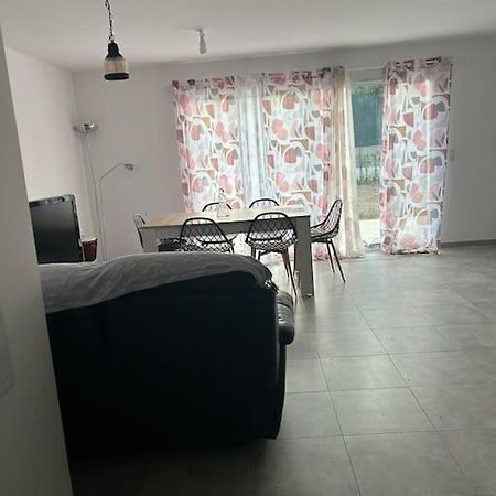 Appartement T3 Rez De Jardin Lucciana  Kültér fotó