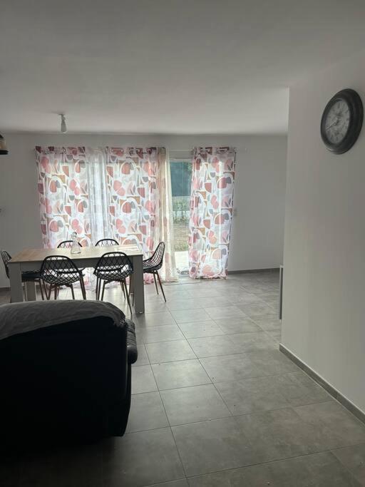 Appartement T3 Rez De Jardin Lucciana  Kültér fotó